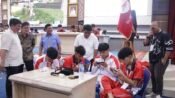 Gubernur Sulut Yulius Selvanus menyaksikan langsung final E-Sport Porprov Sulut 2025 dan menyatakan optimisme atlet Sulut mampu bersaing hingga tingkat PON. Pemprov siapkan dukungan dan pembenahan fasilitas.