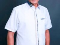 Vian Walintukan, Ketua Harian KONI Manado Periode 2010–2015, menegaskan bahwa pemimpin KONI Manado harus memiliki kemampuan manajerial yang kuat, bukan berorientasi politik ataupun mengandalkan modal finansial.